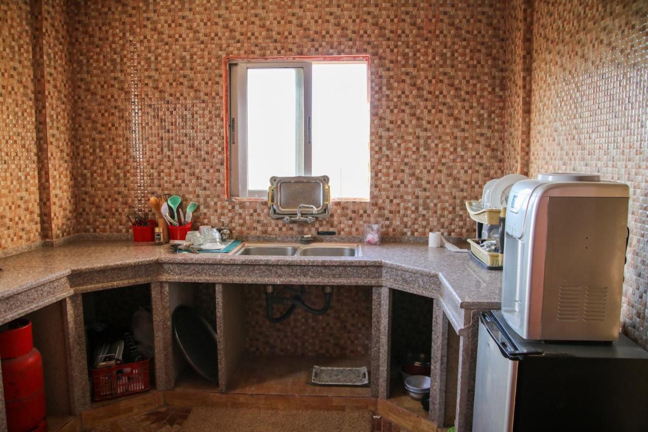 Petra Family House Bed & Breakfast ภายนอก รูปภาพ