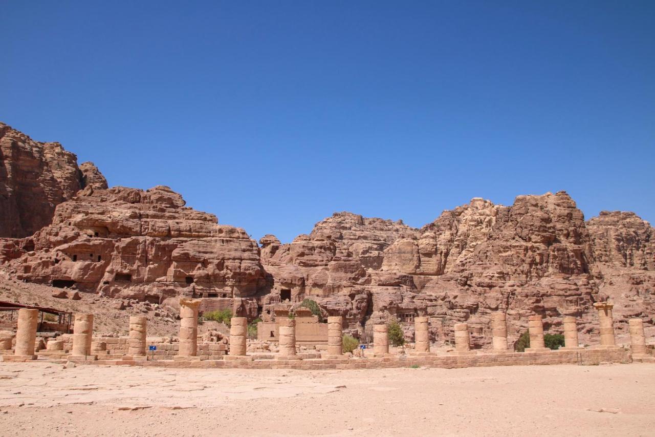 Petra Family House Bed & Breakfast ภายนอก รูปภาพ